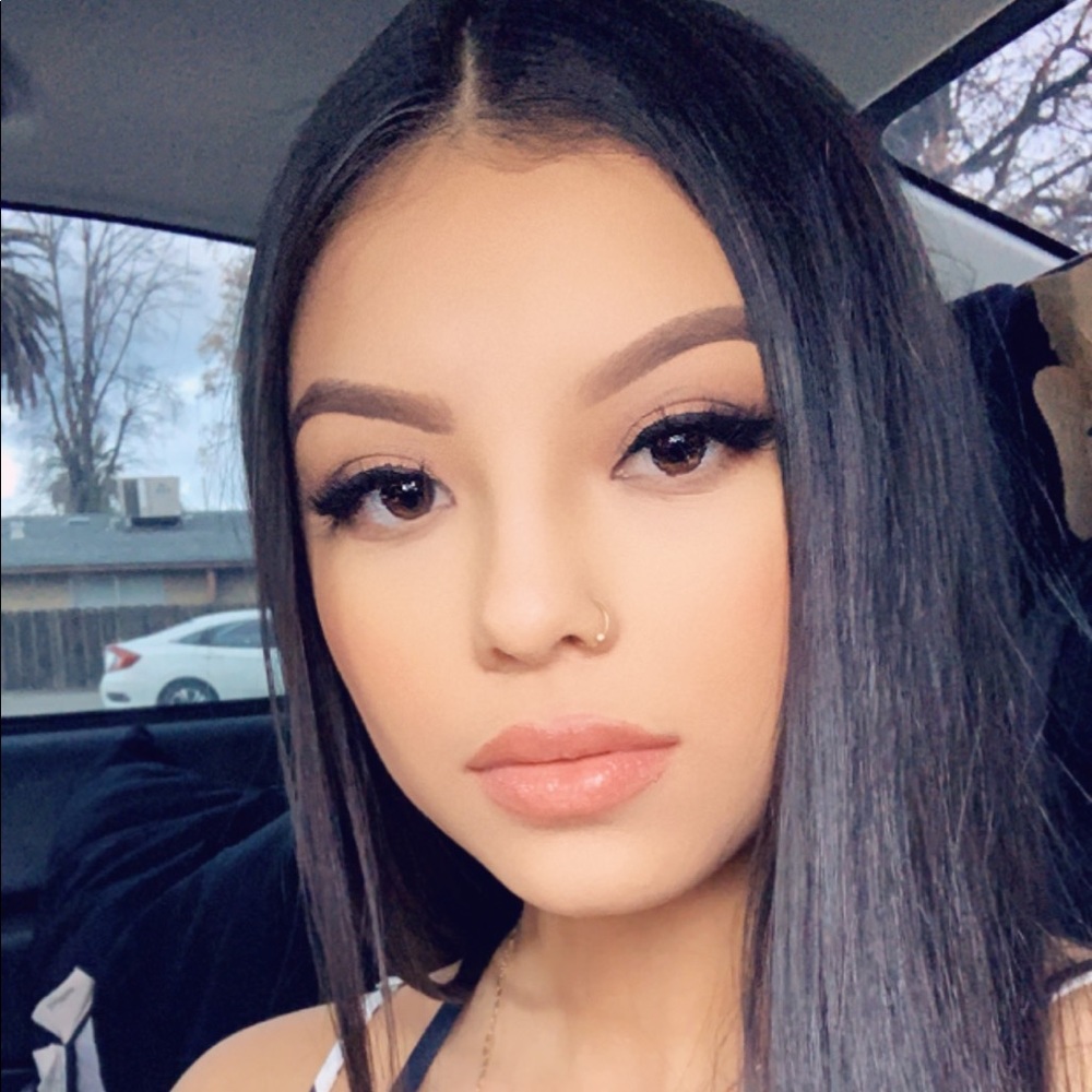 Meet your Posher, Nataly